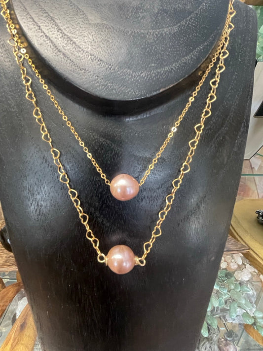 AKALA MOMI - PINK PEARL NECKLACE