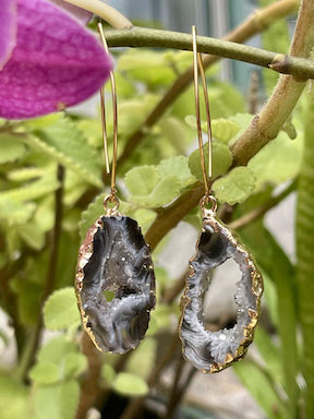 AGATE GEODE EARINGS - GOLD