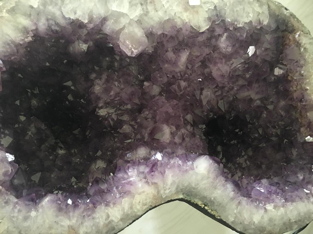 LARGE Amazing Amethyst Table - Crystals & Gems Gallery 
