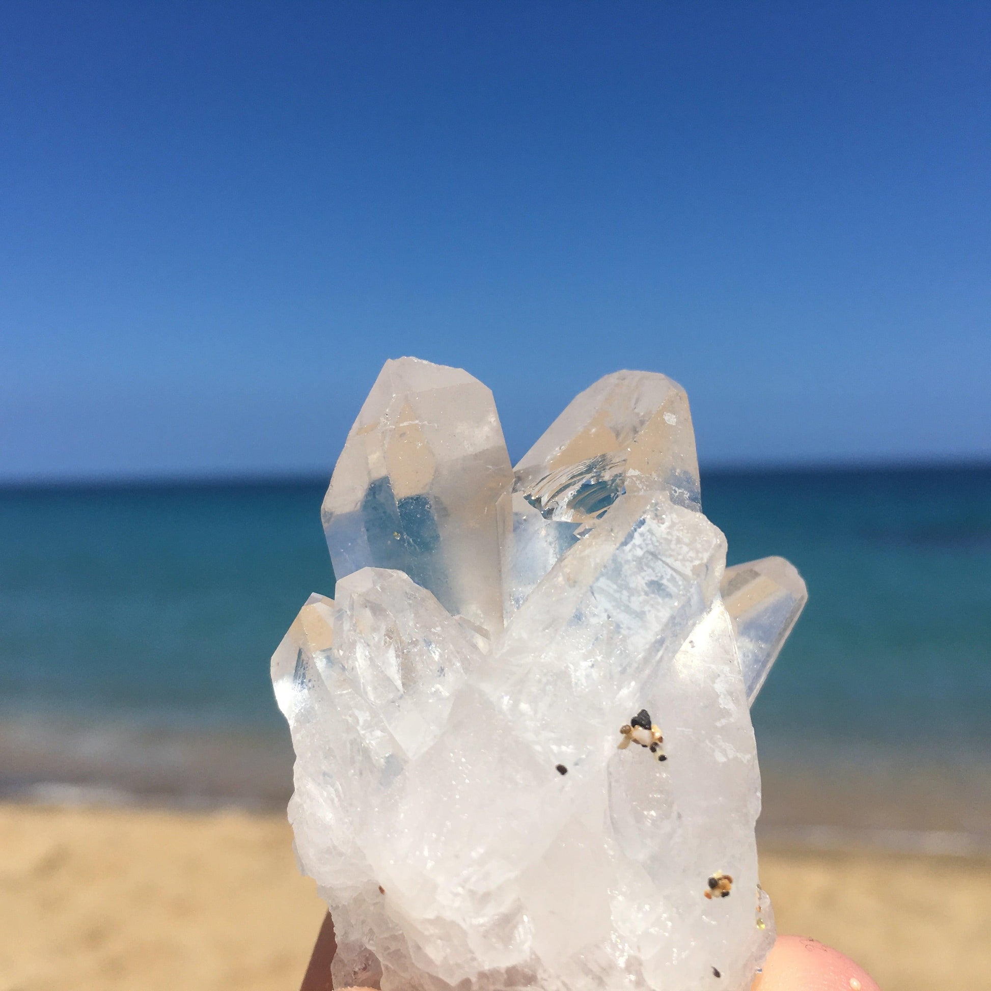 clear quartz cluster1a