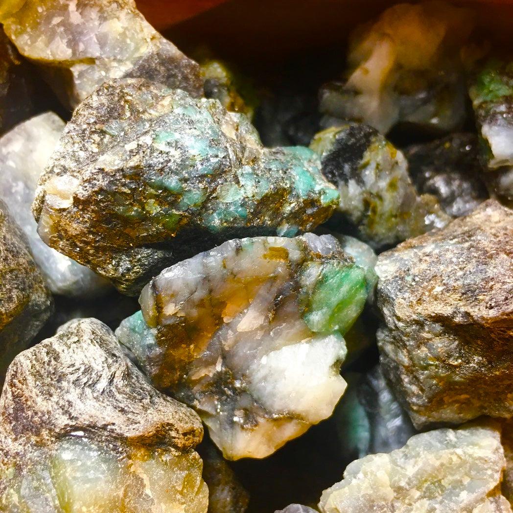 EMERALD - Crystals & Gems Gallery 