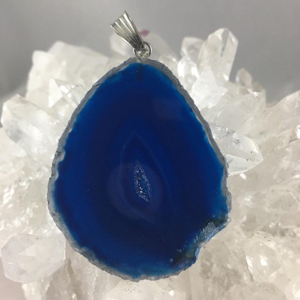 BLUE AGATE PENDANT - Crystals & Gems Gallery 