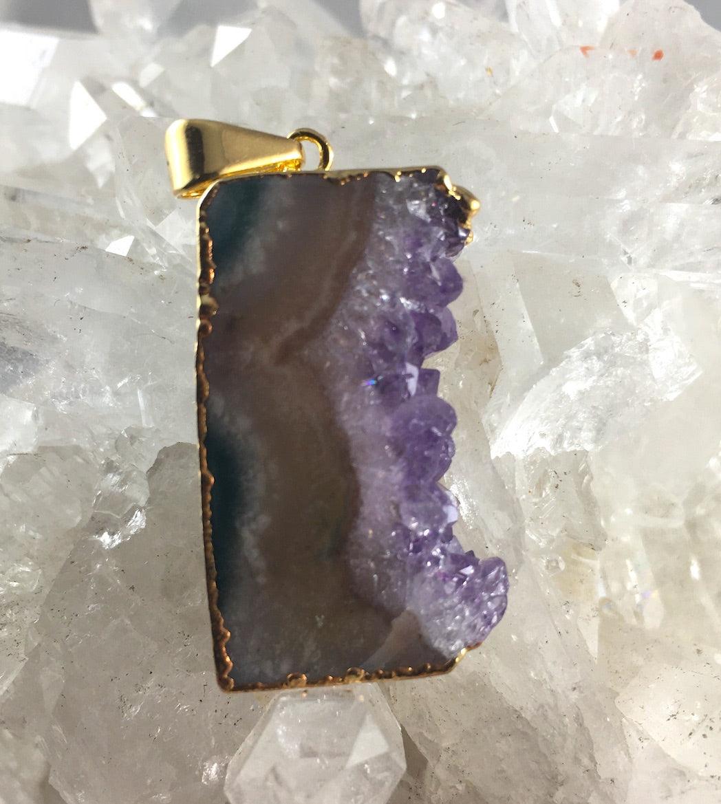 AMETHYST SIDE SLICE PENDANT - Crystals & Gems Gallery 