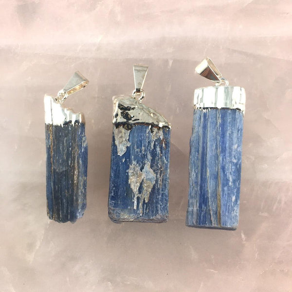 BLUE KYANITE PENDANTS - Crystals & Gems Gallery 