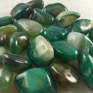GREEN AGATE TUMBLED STONE - Crystals & Gems Gallery 