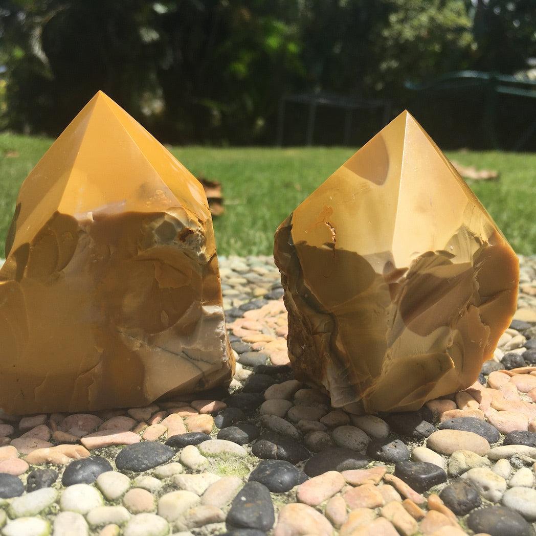 YELLOW JASPER POINT - Crystals & Gems Gallery 